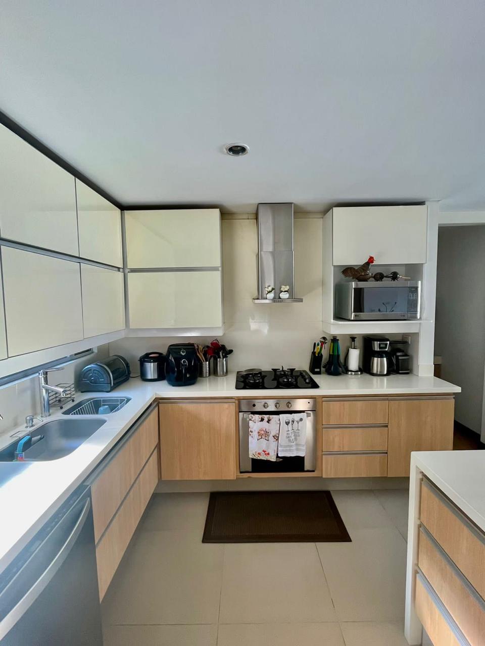 Apartamento en venta en El Poblado, Medellín 5