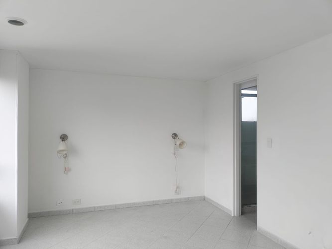 Apartamento de 3 alcobas en venta en El Poblado, Medellín, 108 m² · foto 11 de 13