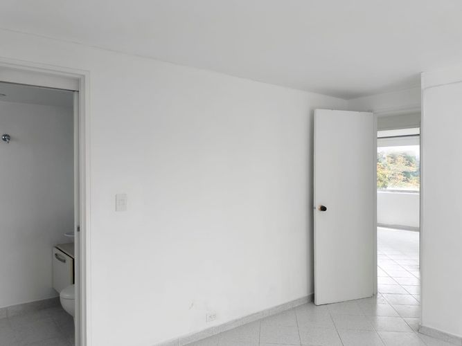Apartamento de 3 alcobas en venta en El Poblado, Medellín, 108 m² · foto 6 de 13