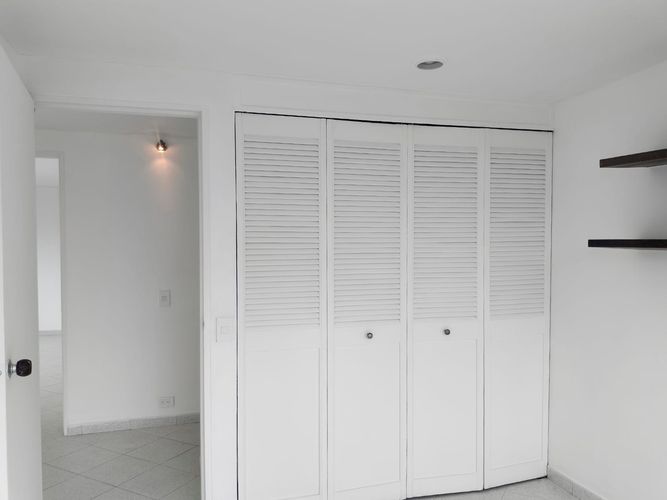 Apartamento de 3 alcobas en venta en El Poblado, Medellín, 108 m² · foto 8 de 13