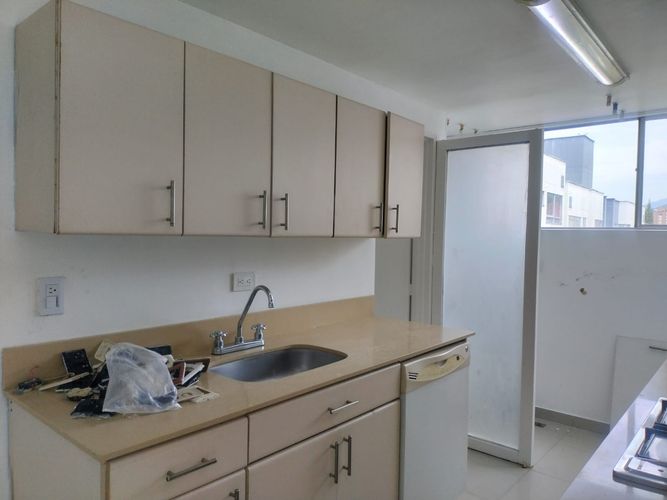 Apartamento de 3 alcobas en venta en El Poblado, Medellín, 108 m² · foto 3 de 13