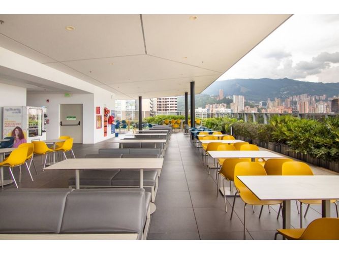 Oficina en arriendo en Ciudad Del Río, Medellín, 1730 m² · foto 21 de 22