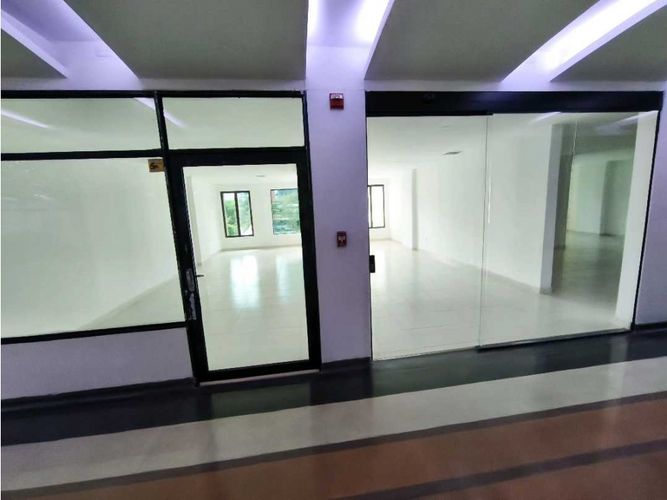 Oficina en arriendo en Milla De Oro, Medellín, 140 m² · foto 9 de 12