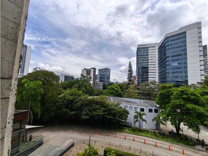 Oficina en arriendo en Los Balsos, Medellín, 35 m² · foto 6 de 9
