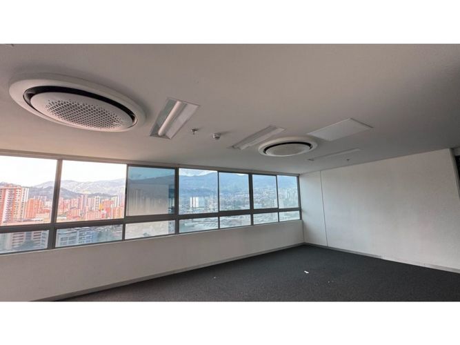 Oficina en arriendo en Mayorca, Sabaneta, 705 m² · foto 3 de 8
