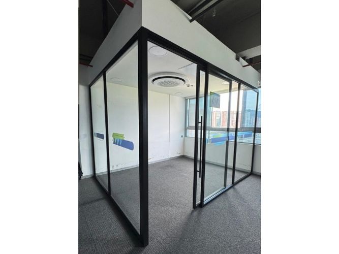 Oficina en arriendo en Mayorca, Sabaneta, 705 m² · foto 5 de 8