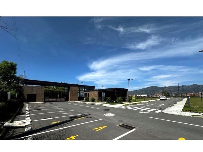 Lote en venta en Lomitas, La Ceja, 77 m² · foto 3 de 11
