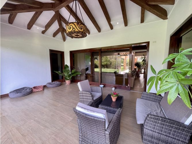 Casa de 5 alcobas en venta en Llano Grande, Rionegro, 480 m² · foto 7 de 22