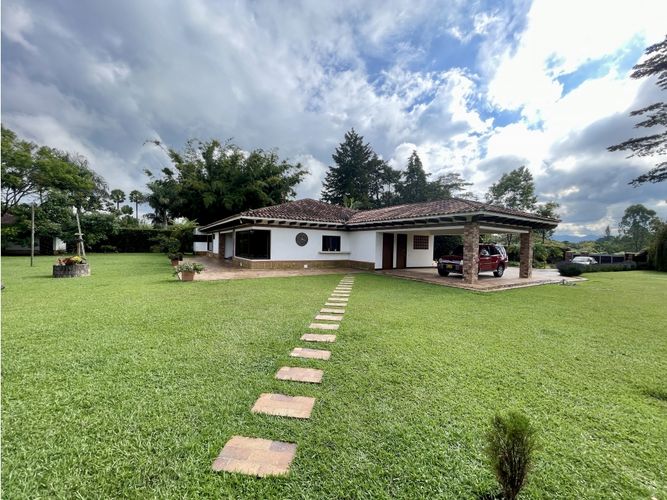 Casa de 5 alcobas en venta en Llano Grande, Rionegro, 480 m² · foto 8 de 22