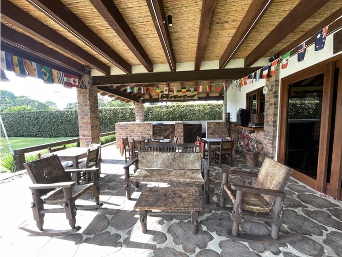 Casa de 5 alcobas en venta en Llano Grande, Rionegro, 480 m² · foto 10 de 22