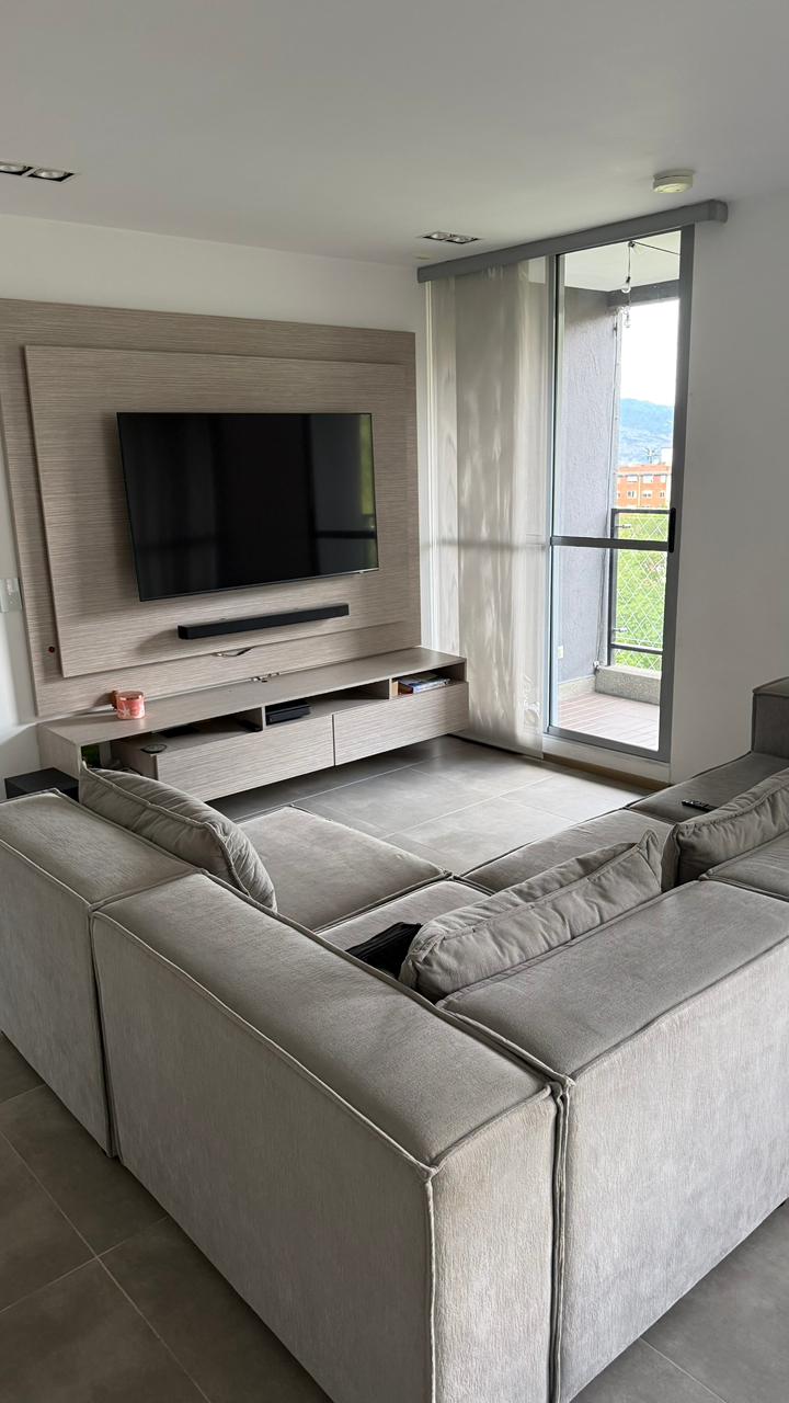 Apartamento en venta en Loma Del Esmeraldal, Envigado · foto 8 de 13