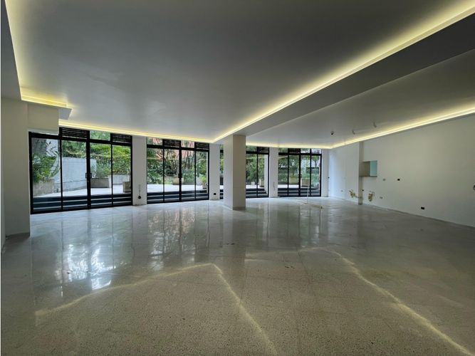 Local en arriendo en Milla De Oro, Medellín, 138 m² · foto 3 de 11