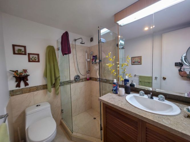 Apartamento de 3 alcobas en venta en Molinos Norte, Bogotá, 174 m² · foto 8 de 16