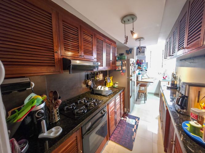 Apartamento de 3 alcobas en venta en Molinos Norte, Bogotá, 174 m² · foto 5 de 16