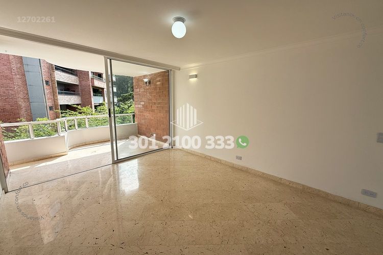 Apartamento de 4 alcobas en arriendo en El Tesoro, Medellín, 332 m² · foto 9 de 24