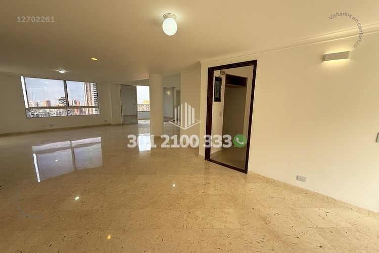 Apartamento de 4 alcobas en arriendo en El Tesoro, Medellín, 332 m² · foto 10 de 24