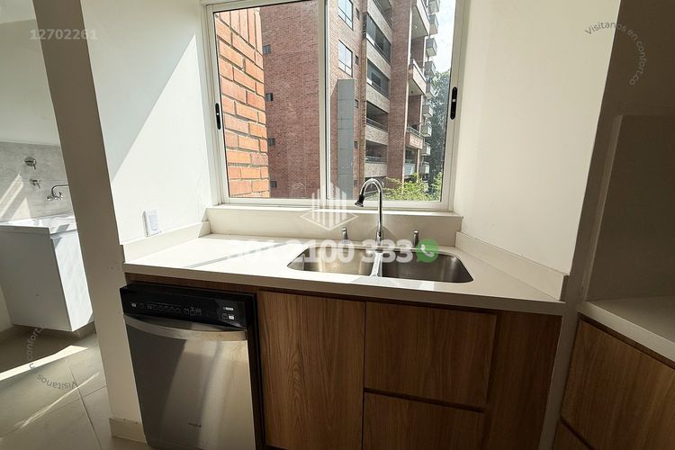 Apartamento de 4 alcobas en arriendo en El Tesoro, Medellín, 332 m² · foto 13 de 24