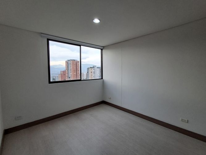 Apartamento de 3 alcobas en arriendo en Loma Del Esmeraldal, Envigado, 116 m² · foto 8 de 19