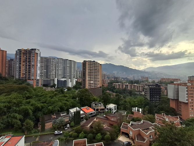 Apartamento de 3 alcobas en arriendo en Loma Del Esmeraldal, Envigado, 116 m² · foto 17 de 19