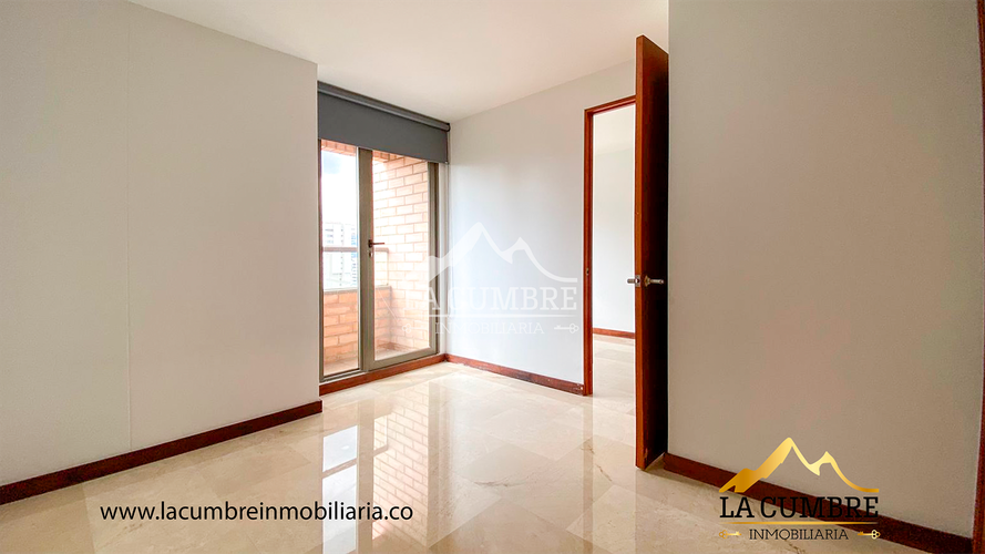 Apartamento de 3 alcobas en arriendo en Los Balsos, Medellín, 144 m² · foto 9 de 15