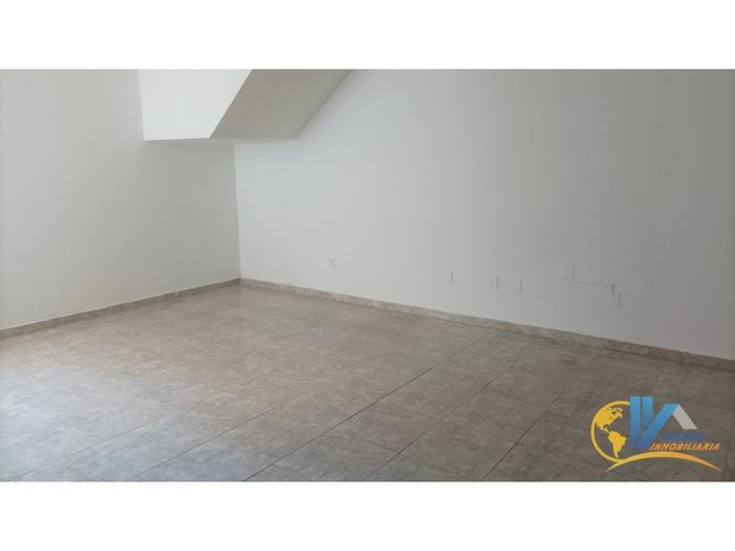 Casa de 7 alcobas en venta en San Alonso, Bucaramanga, 280 m² · foto 3 de 14