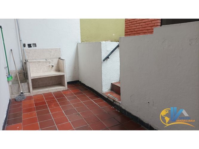 Casa de 7 alcobas en venta en San Alonso, Bucaramanga, 280 m² · foto 5 de 14