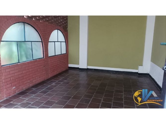 Casa de 7 alcobas en venta en San Alonso, Bucaramanga, 280 m² · foto 7 de 14