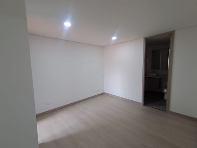 Apartamento de 2 alcobas en arriendo en Rionegro, 74 m² · foto 11 de 15