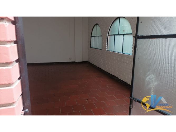 Casa de 7 alcobas en venta en San Alonso, Bucaramanga, 280 m² · foto 12 de 14