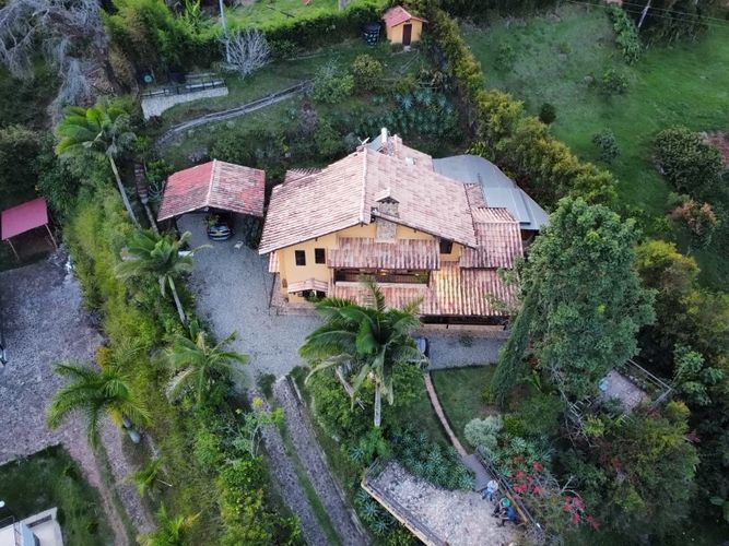 Finca en arriendo en Actividad Multiple, Copacabana, 2100 m² · foto 18 de 19