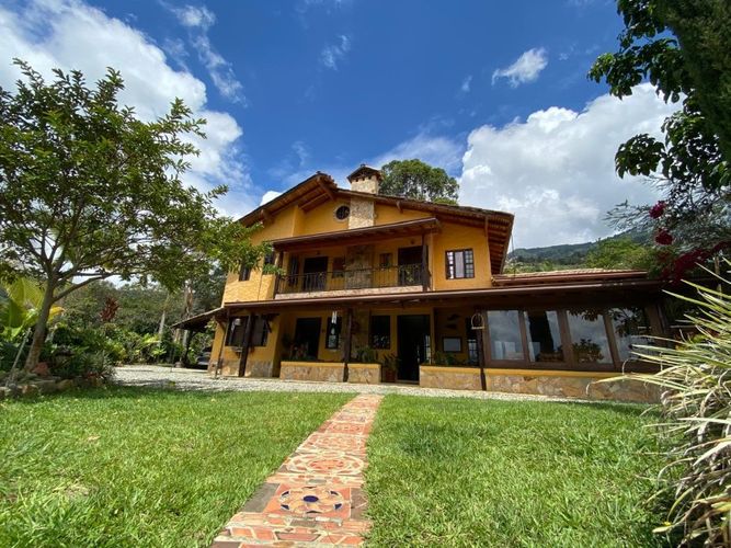 Finca en arriendo en Actividad Multiple, Copacabana, 2100 m² · foto 19 de 19