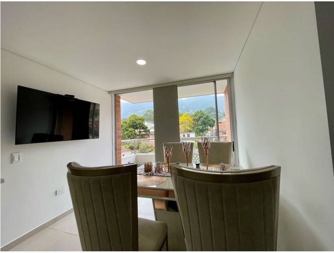 Apartamento en venta en Poblado Del Sur, La Estrella · foto 2 de 17