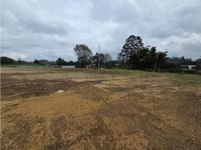 Lote en venta en El Porvenir, Rionegro, 3333 m² · foto 3 de 6