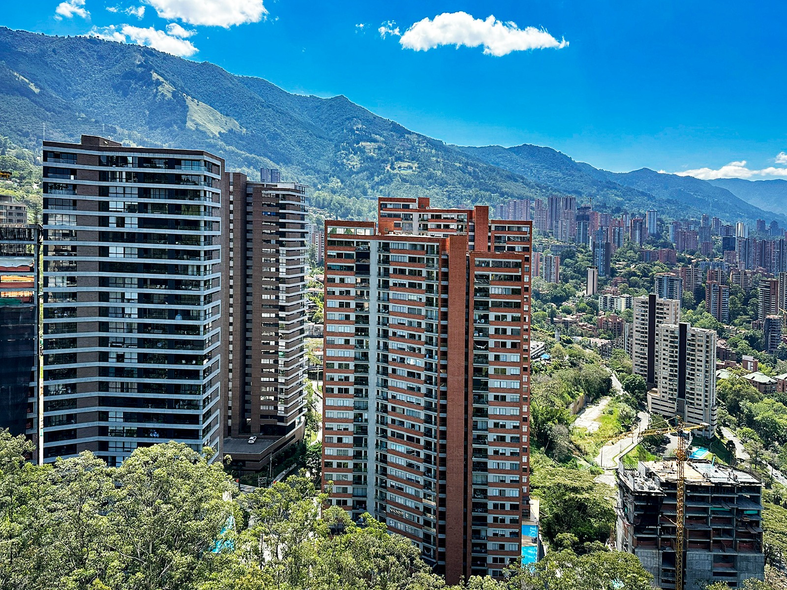Apartment for sale in El Poblado, Medellín 2