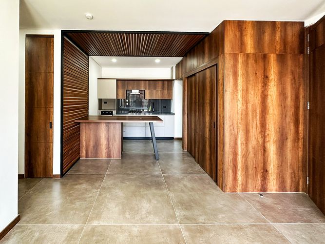 Apartamento de 2 alcobas en venta en El Poblado, Medellín, 98 m² · foto 7 de 14