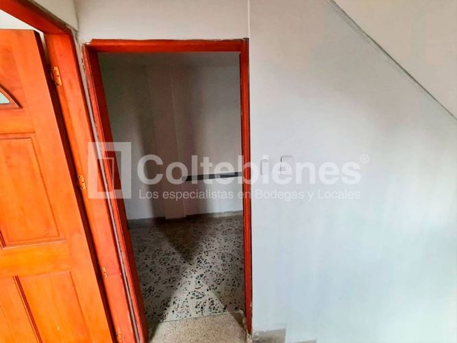 Oficina en arriendo en Suramericana, Medellín, 161 m² · foto 3 de 19