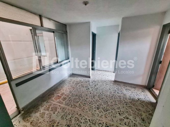 Oficina en arriendo en Suramericana, Medellín, 161 m² · foto 5 de 19