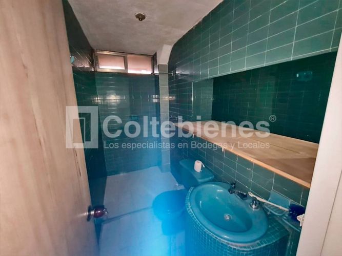 Oficina en arriendo en Suramericana, Medellín, 161 m² · foto 6 de 19