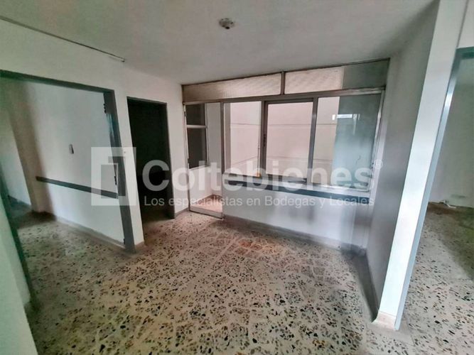 Oficina en arriendo en Suramericana, Medellín, 161 m² · foto 7 de 19