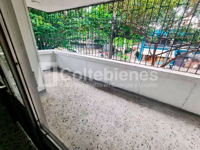 Oficina en arriendo en Suramericana, Medellín, 161 m² · foto 9 de 19