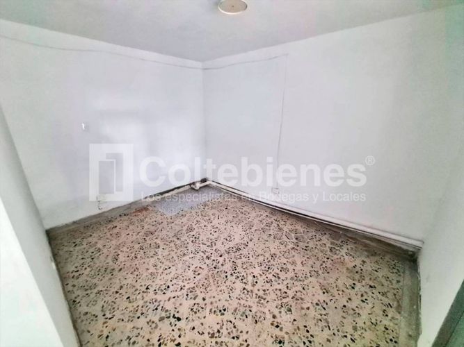 Oficina en arriendo en Suramericana, Medellín, 161 m² · foto 14 de 19