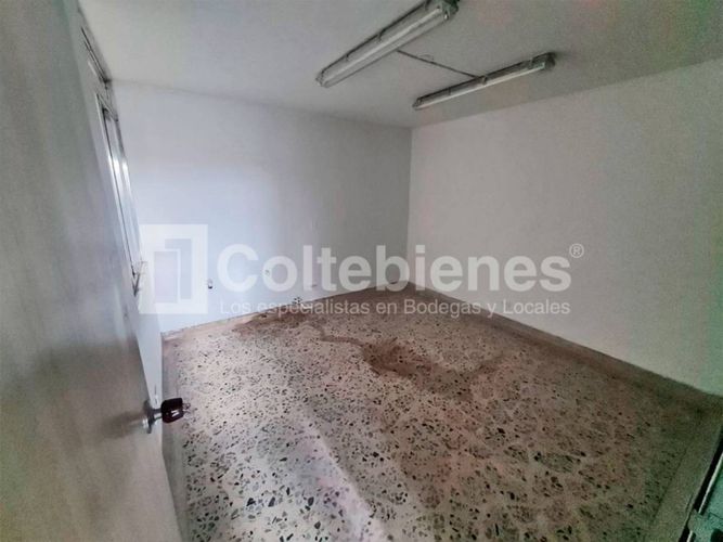 Oficina en arriendo en Suramericana, Medellín, 161 m² · foto 15 de 19