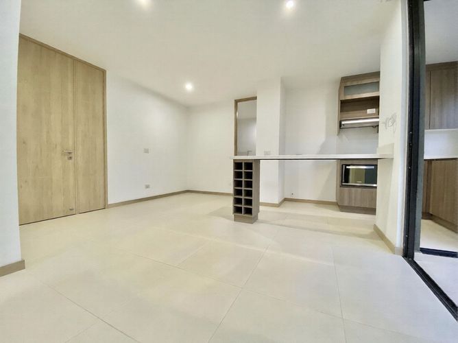 Apartamento de 2 alcobas en venta en El Porvenir, Rionegro, 56 m² · foto 4 de 10