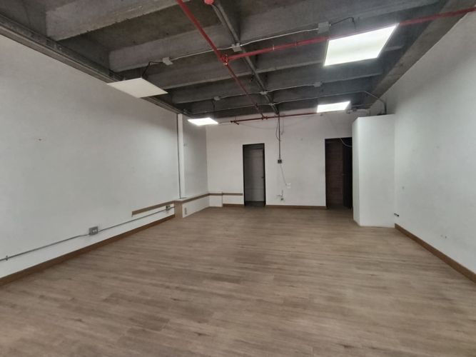 Local en arriendo en Mayorca, Sabaneta, 64 m² · foto 2 de 11