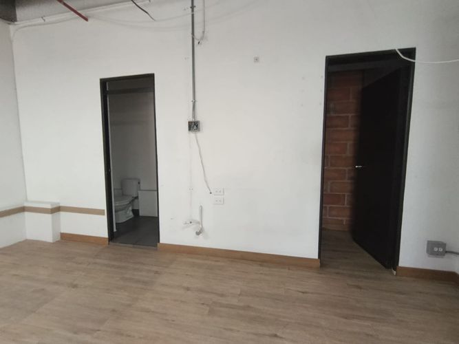Local en arriendo en Mayorca, Sabaneta, 64 m² · foto 3 de 11