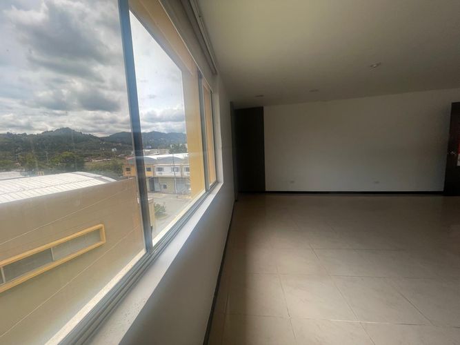 Oficina en arriendo en San Jose, Guarne, 45 m² · foto 3 de 12