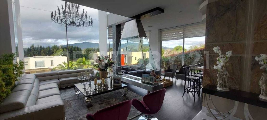 Casa de 4 alcobas en arriendo en Aposentos, Sopó, 470 m² · foto 8 de 18
