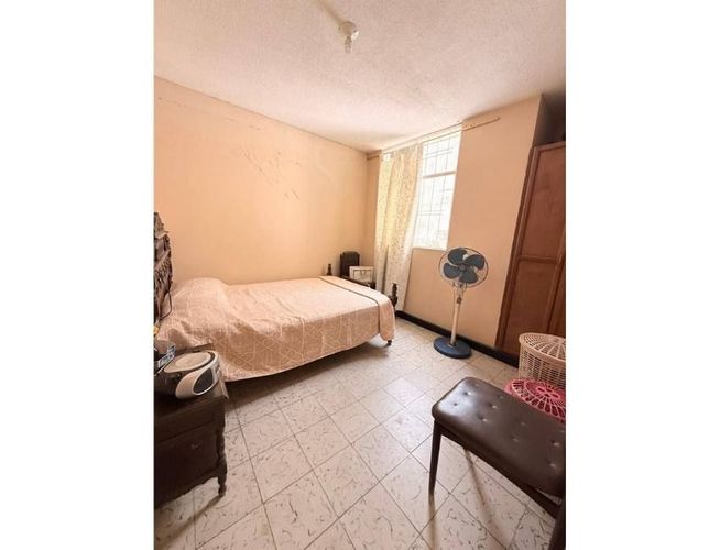 Casa de 7 alcobas en venta en Universidad, Bucaramanga, 330 m² · foto 13 de 19