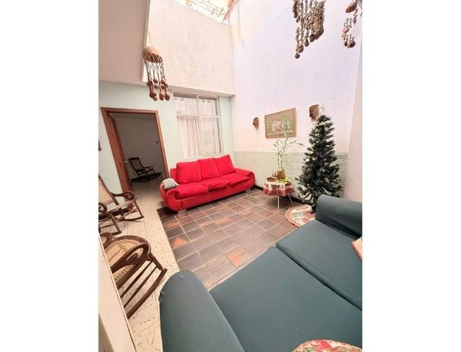 Casa de 7 alcobas en venta en Universidad, Bucaramanga, 330 m² · foto 9 de 19