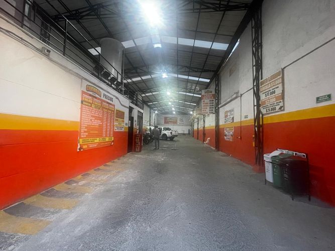 Bodega en arriendo en Boston, Medellín, 360 m² · foto 16 de 16